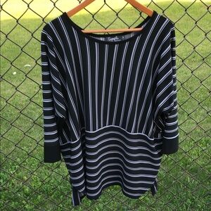 SYMPLI Black & White Striped Boxy Size 14 Top Stretchy & Doesn’t Crease #1227